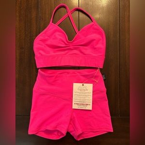 Ribbed Tiger Friday outfit in Lipstick color.